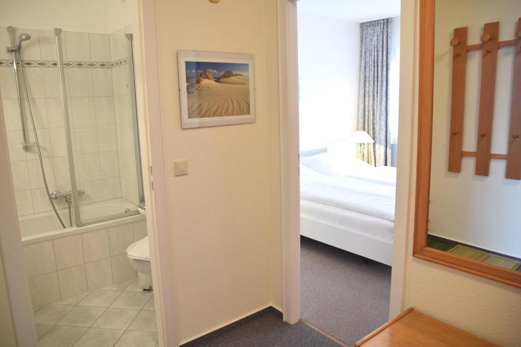 Gemuetliches 2-Zimmer-Appartement Mit Balkon. Westerland Bagian luar foto